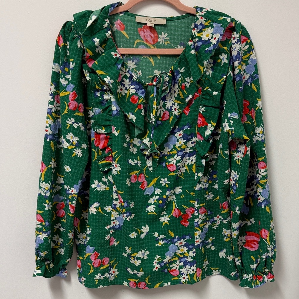 LOFT Green Floral Ruffle Blouse size L
